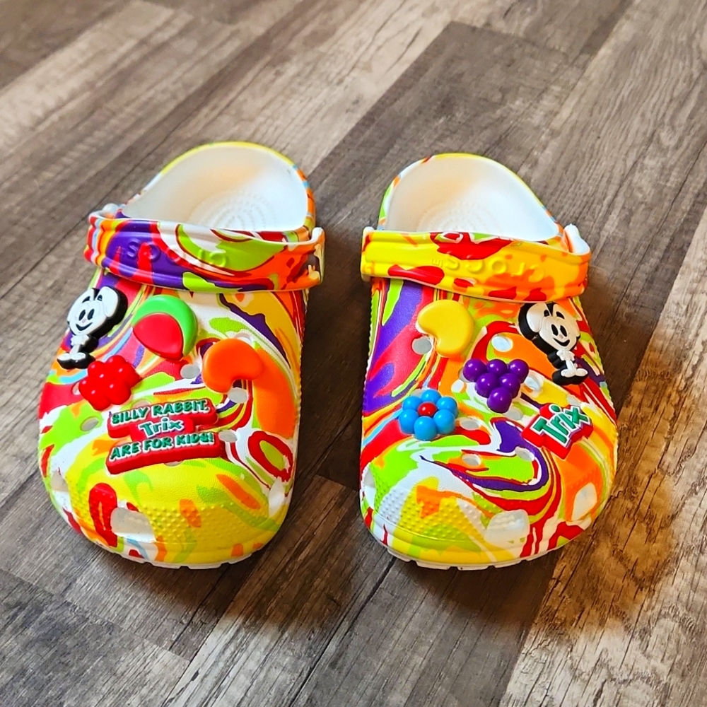 Crocs trix